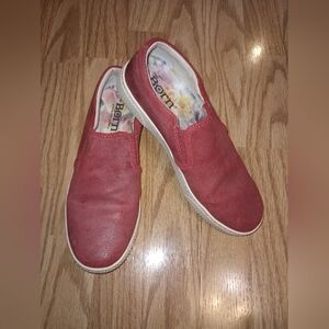 Born Slip On Sneakers. Red Leather. Women's 8